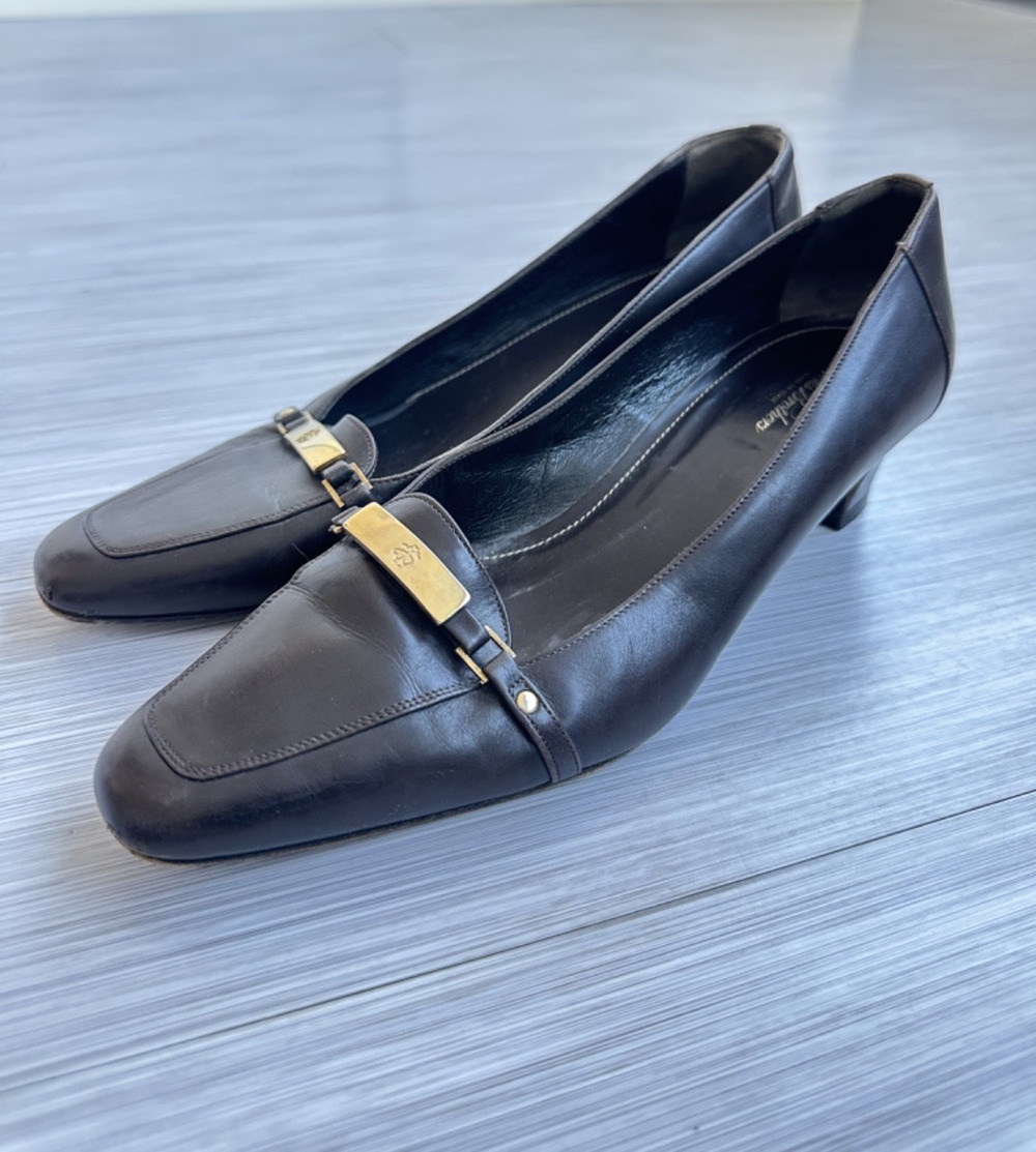 Vintage Brooks Brothers Women’s Black Cordovan Leather Low Heels Shoes 7.5 M